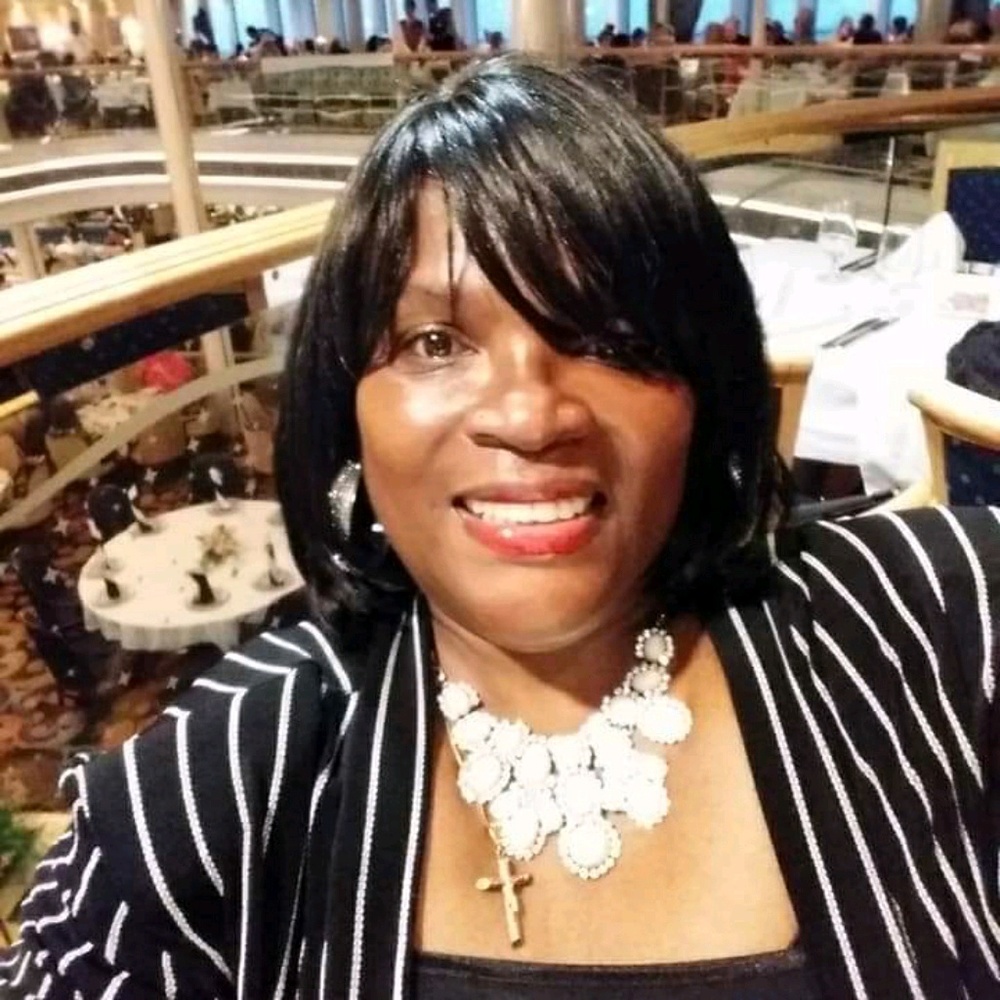 Meet your Posher, Christina